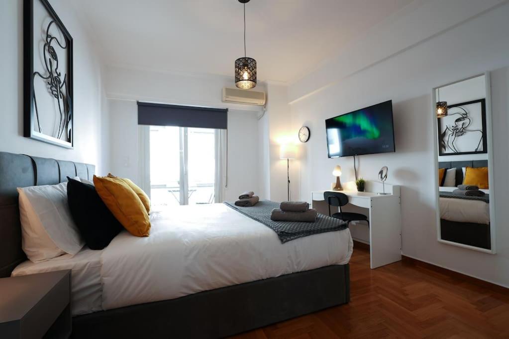 Syntagma Square, 70Sqm Pentelis Sunny Apartment أثينا المظهر الخارجي الصورة