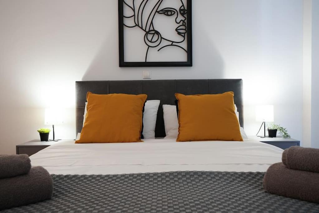 Syntagma Square, 70Sqm Pentelis Sunny Apartment أثينا المظهر الخارجي الصورة