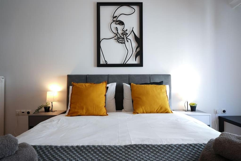 Syntagma Square, 70Sqm Pentelis Sunny Apartment أثينا المظهر الخارجي الصورة